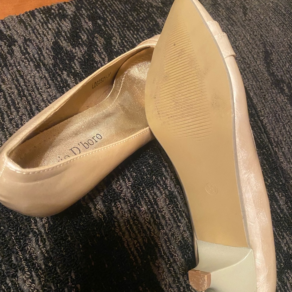 Shoes - Picture 4 of 4